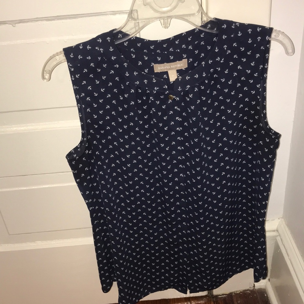 size 8 - Banana Republic blouse with anchors